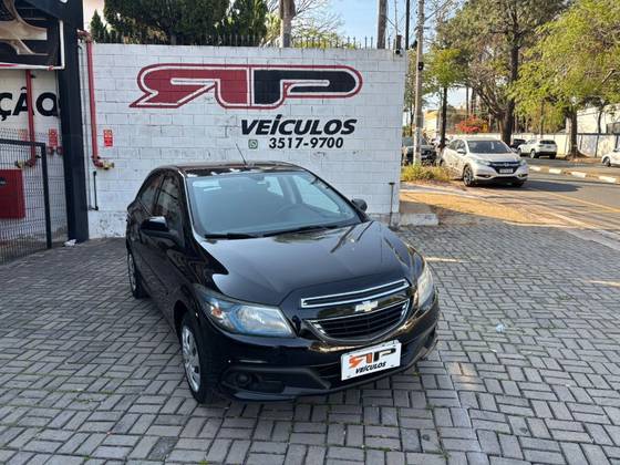CHEVROLET ONIX 1.4 MPFI LT 8V FLEX 4P MANUAL CHEVROLET ONIX 1.4 MPFI LT 8V FLEX 4P MANUAL
